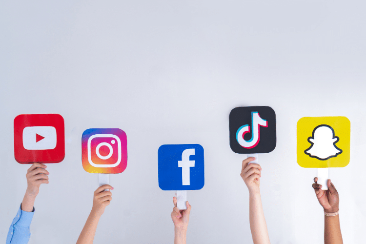 réseaux sociaux